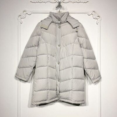 潮系列 8278S230 时尚羽绒服品牌女装折扣颦