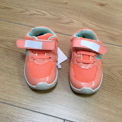 PF10555时尚品牌童鞋折扣