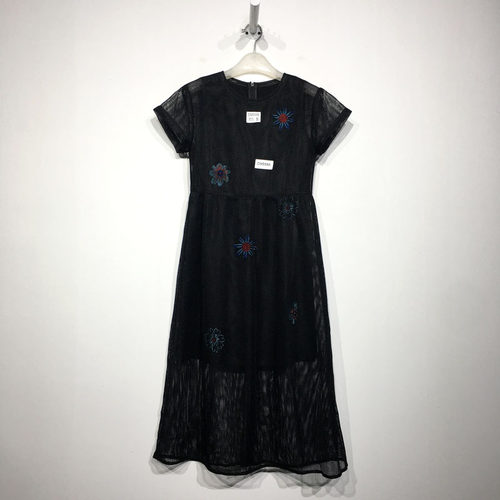 时尚连衣裙品牌女装折扣