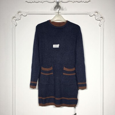 潮系列 8269S270 时尚针织连衣裙品牌女装折扣颦