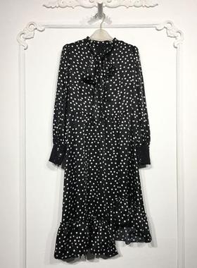 潮系列 8192S143 时尚连衣裙品牌女装折扣颦