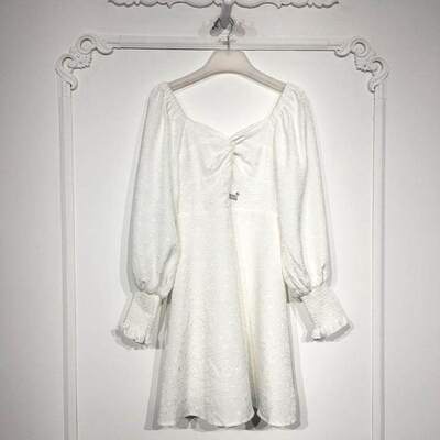 J系列 8229S300 时尚连衣裙品牌女装折扣颦