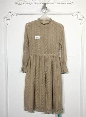 卡QY系列 8124S115 时尚连衣裙品牌女装折扣颦