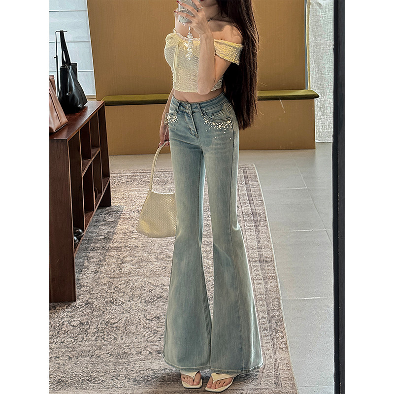辣妹浅色钉珠微喇叭牛仔裤女2026秋季新款高腰修身显瘦马蹄裤百搭