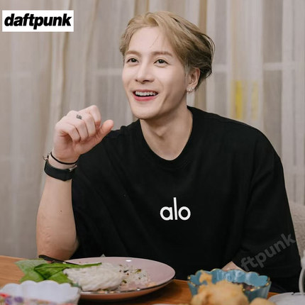 王嘉尔同款圆领阿洛alo短袖男女款慵懒宽松压胶260g纯棉百搭t恤衫