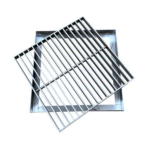 The maintenance platform is plugged into the steel grating