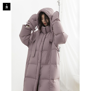 【一方服饰】冬季云朵泡芙连帽羽绒服90白鸭绒长款保暖外套女