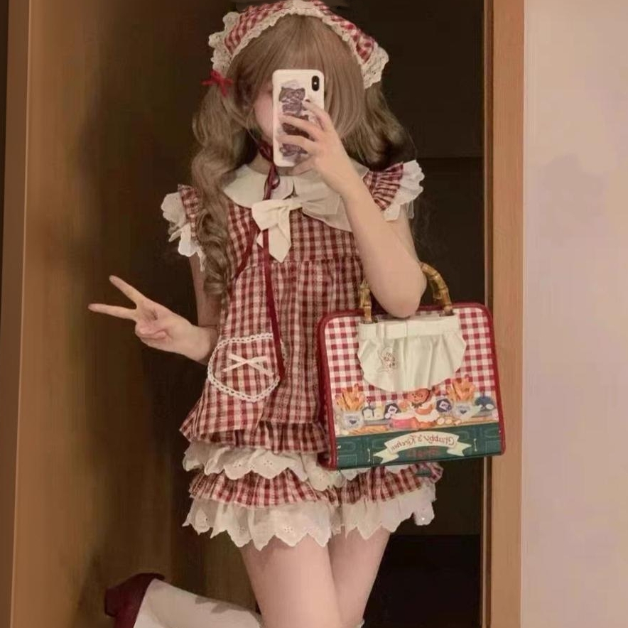 肉肉梦大码可爱少女感甜美减龄飞飞袖蕾丝娃娃领doll红色格子套装