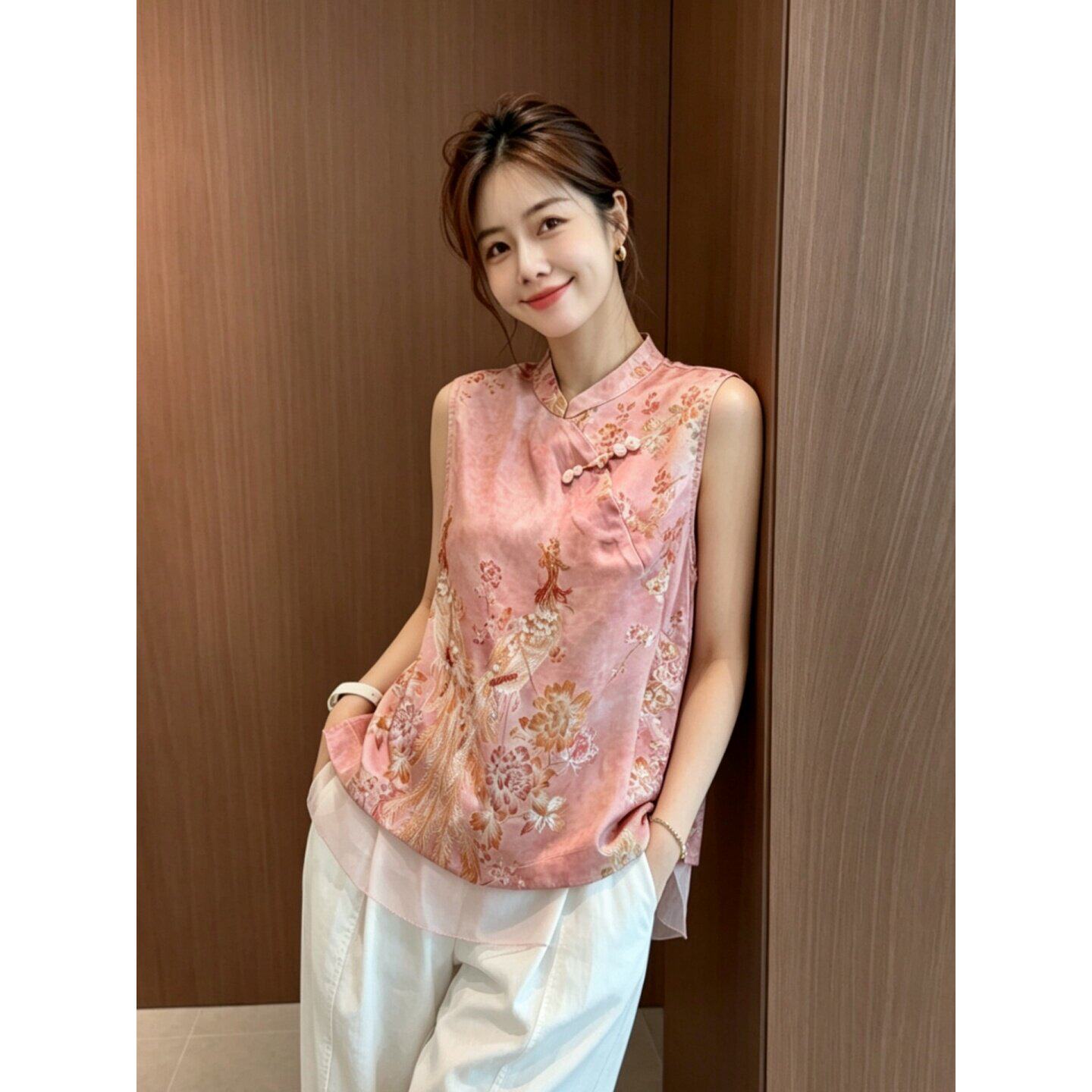 新中式国风重工亮片立领马甲女2026夏季新款花卉刺绣无袖背心上衣