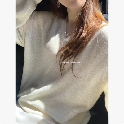 class韩国直邮031206 OUNCE 韩代2026款   V领薄针织