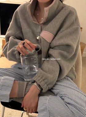 class韩国直邮111006 OUNCE 韩代2025  MONE联名款摇粒绒卫衣