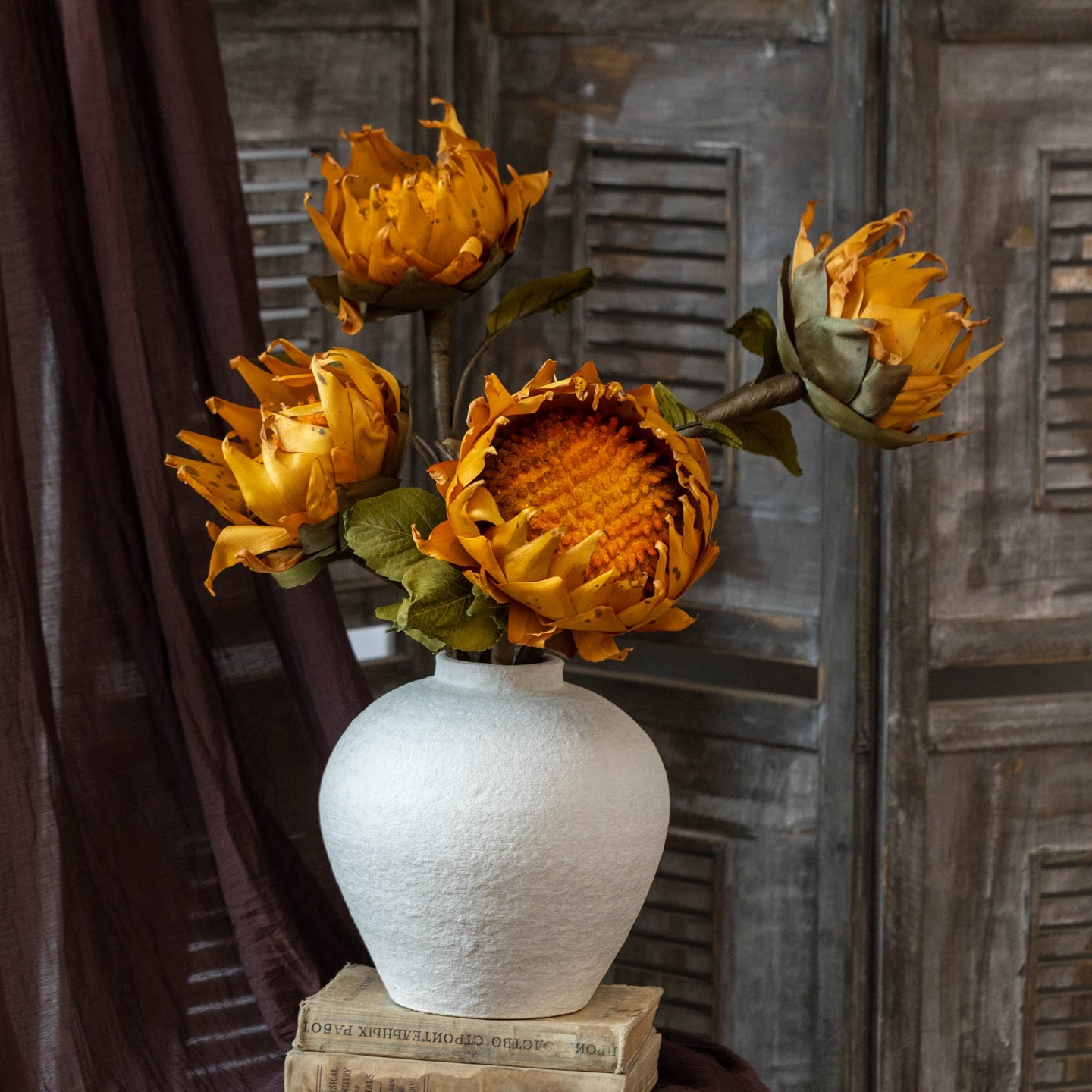 掬涵仿真花艺术秋色橱窗设计