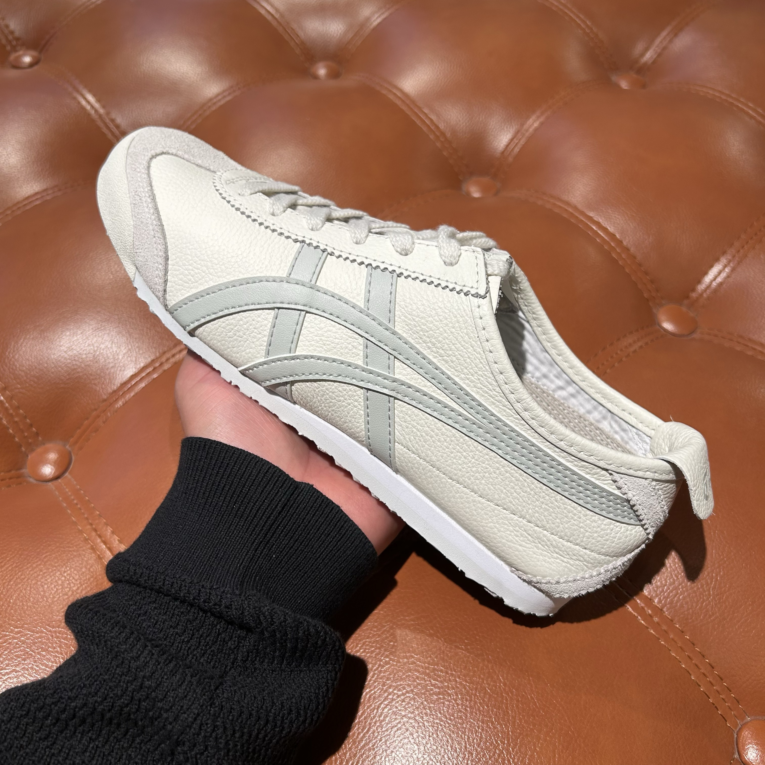 Onitsuka Tiger鬼塚虎MEXICO 66米色灰色男女运动休闲鞋1183A127