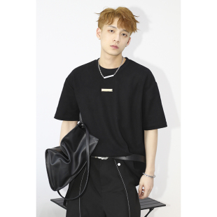 潮流ins小众设计感男女T恤 宽松休闲韩版 PLTH 华夫格订制铭牌短袖