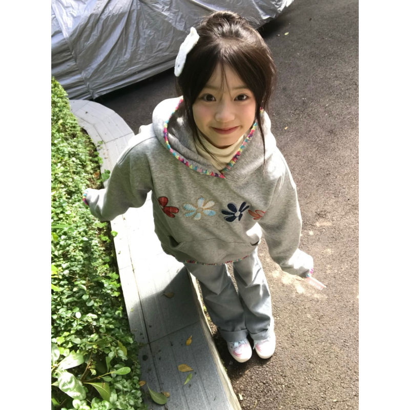 大码美式复古花朵刺绣加绒卫衣女