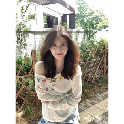 大码胖mm彩绘涂鸦斜肩长袖罩衫t恤女夏季宽松慵懒设计感小众上衣