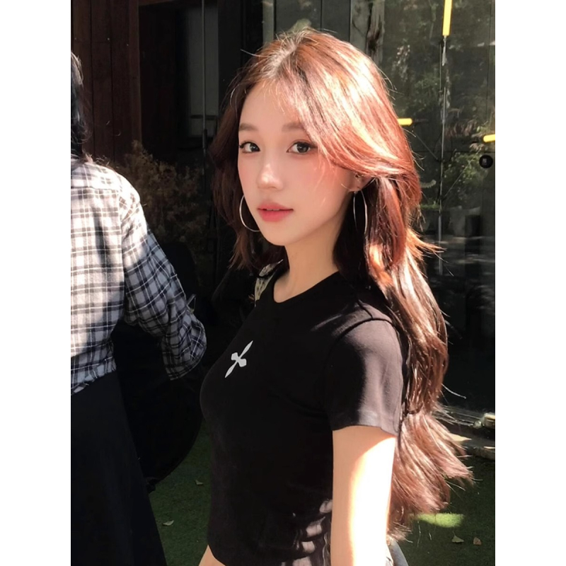 大码胖mm美式辣妹露脐黑色正肩短袖t恤女夏季纯欲短款修身上衣潮