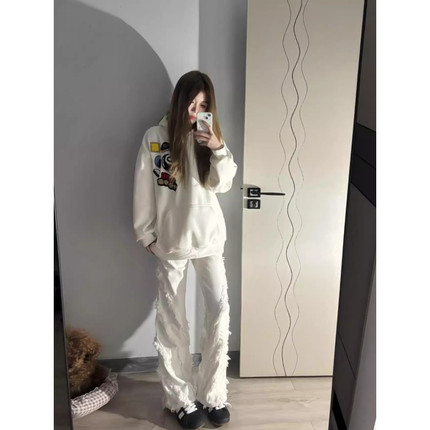 大码胖mm美式高街勋章字母刺绣连帽卫衣女秋季设计感小众宽松外套