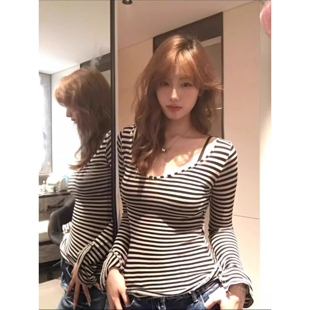 大码V领条纹长袖t恤女显瘦辣妹