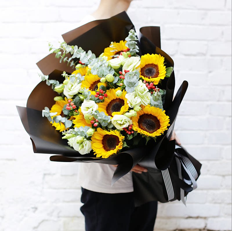 葫芦岛市龙港区南票区父亲节向日葵香槟玫瑰鲜花速递同城店送上门