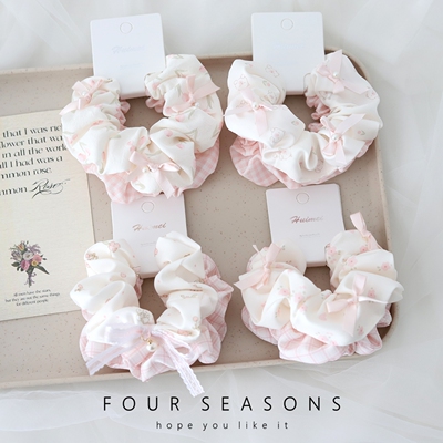 甜美粉色碎花大肠发圈少女蝴蝶结