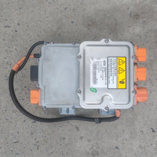奇瑞冰淇淋充电机电源分配器三合一，原厂编号c11-2107010EV