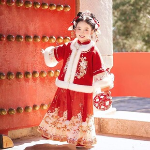 拜年服女童冬款2025新款儿童汉服小女孩中国风明制马面裙套装年服