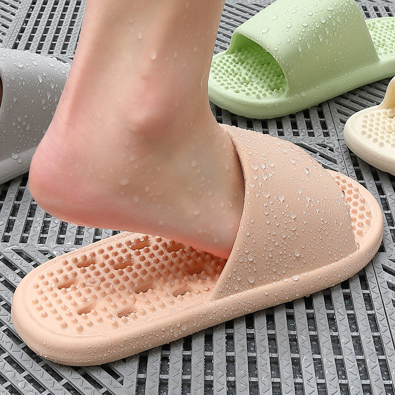 浴室防滑拖鞋女夏季漏水洗澡2025新款家居室内静音按摩情侣凉拖男
