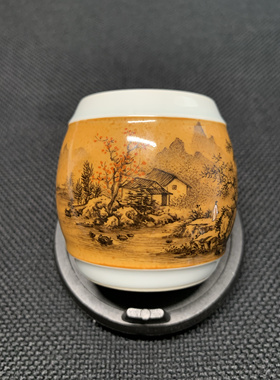 江西省高工艺美术师王钢手绘釉上彩山水盖置