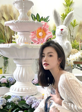 喷泉许愿池鲜花流水爱丽丝的仙境