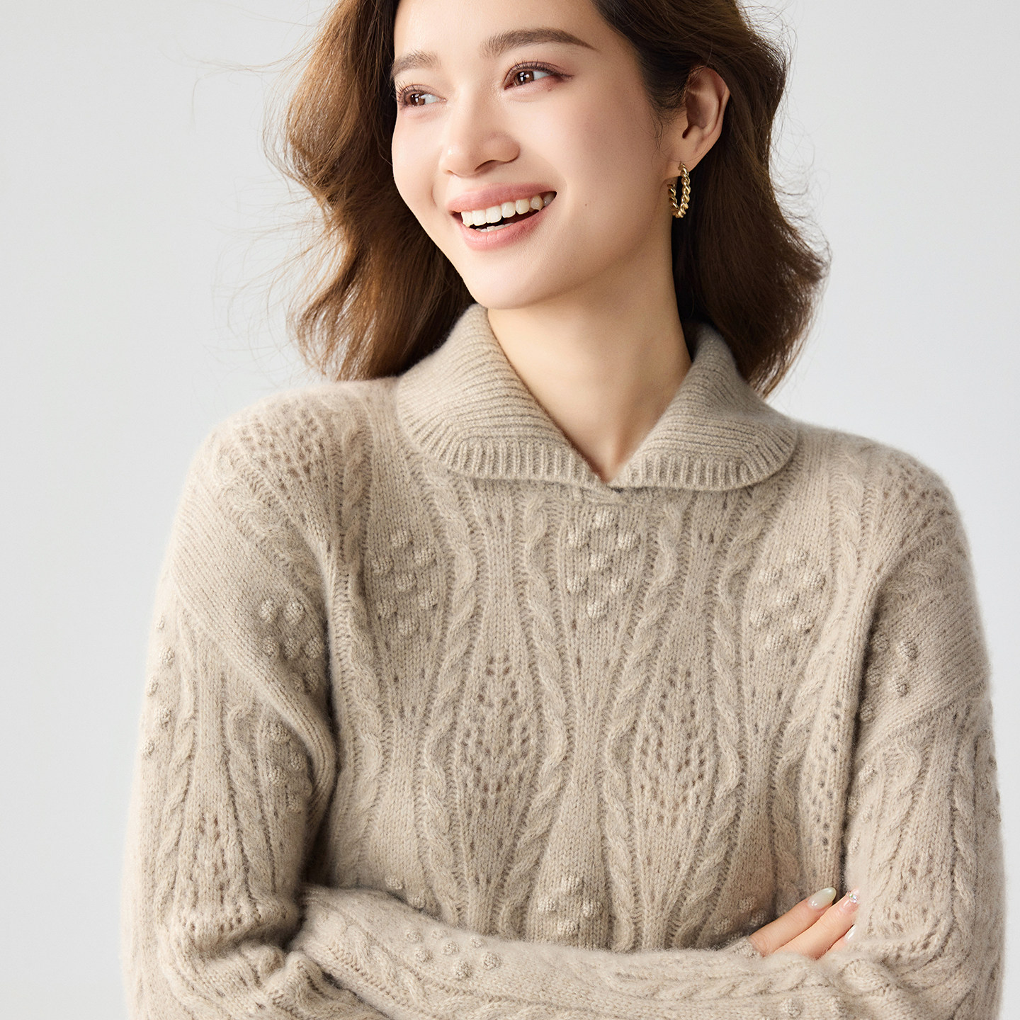 奶油风100%羊绒女保暖毛衣