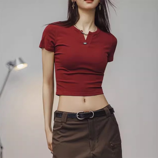 正肩短款 t恤夏季 穿搭修身 上衣 亨利衫 美式 女2025新款 辣妹红色短袖
