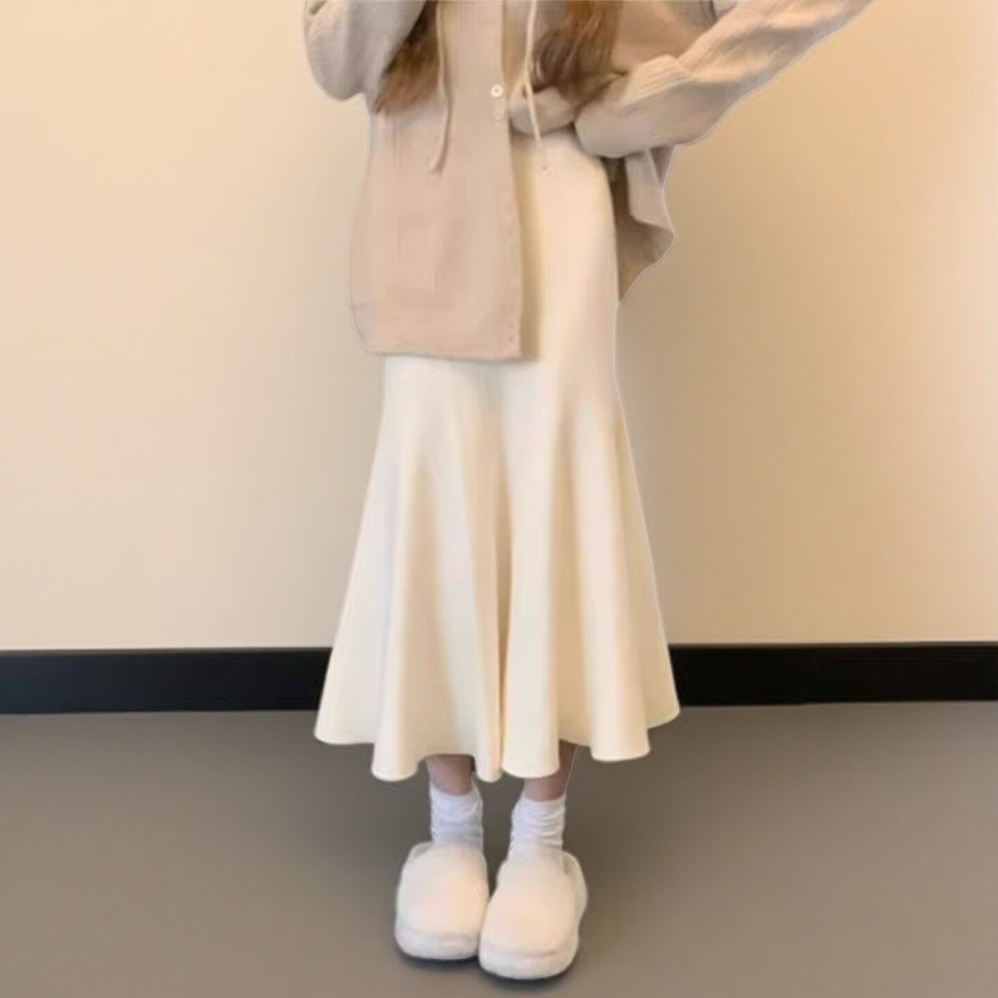 杏色针织鱼尾裙包臀裙