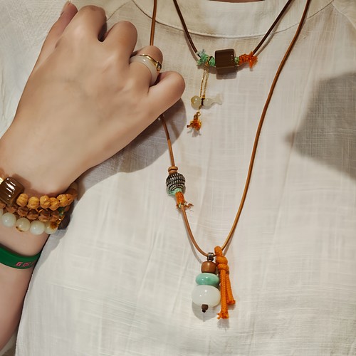 天钺｜许愿塔＊原创设计和田玉于田料平安扣项链毛衣链