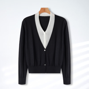 宽松减龄显瘦内搭上衣06S0298 假两件V领针织开衫 梅子粉丝专享