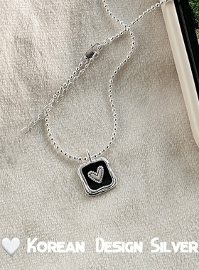 S925纯银黑色爱心方牌滴胶项链女小众时尚轻奢小红书爆款项链