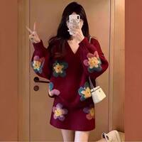 A two-piece Korean sweet floral sweater and short skirt set for women's 2026 Spring and Autumn new style, with a high-end and elegant knitted look thumbnail 5