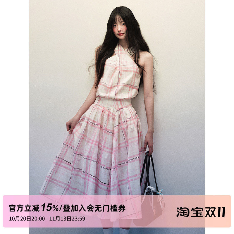 1P STUDIO 粉线条格纹交叉领口挂脖上衣长款半身伞裙两件套装秋装