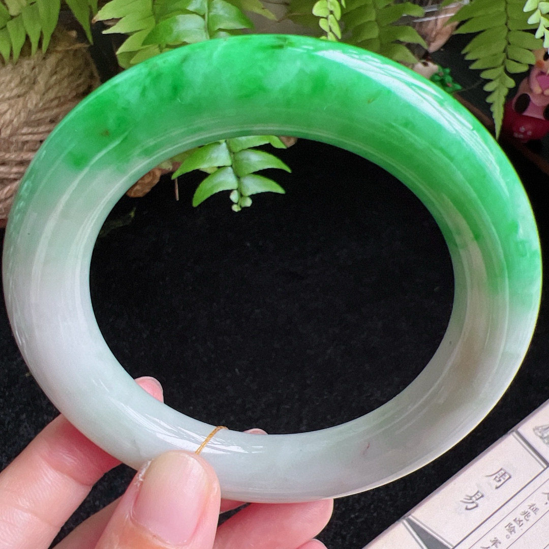 圆条60圈口缅甸天然A货老坑种玉镯平洲翡翠手镯精选编号049D0406E