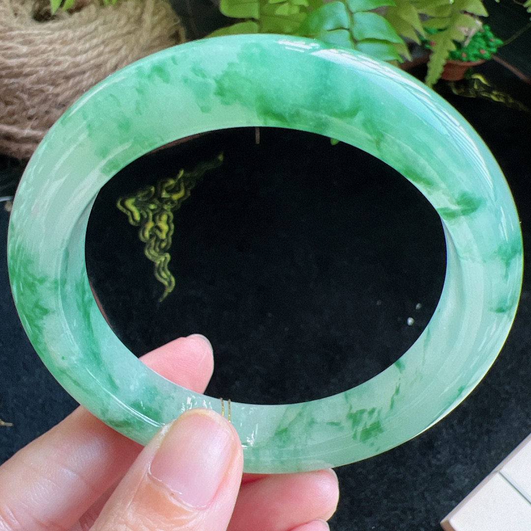 58圈口缅甸天然A货老坑种玉镯平洲翡翠手镯精选编号047D0409E