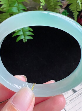 贵妃55圈口缅甸天然A货老坑种玉镯平洲翡翠手镯精选编号046D0417E