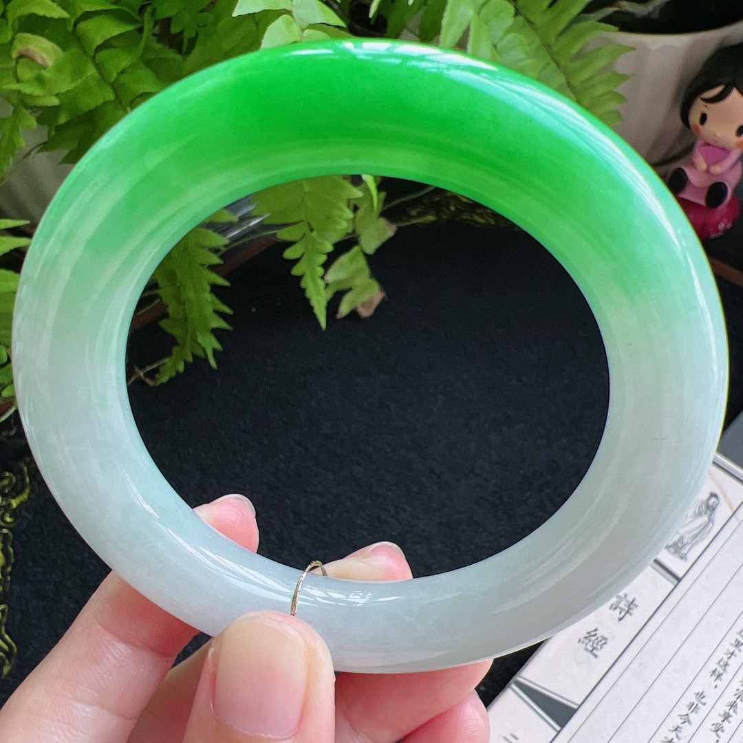 圆条56圈口缅甸天然A货老坑种翡翠手镯玉镯子平洲翡翠手镯精选