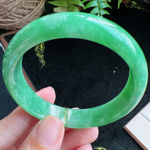 53圈口缅甸天然A货老坑种玉镯平洲翡翠手镯精选编号062D0408E