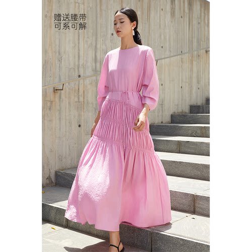 CR玫粉圆领七分袖连衣裙宽松