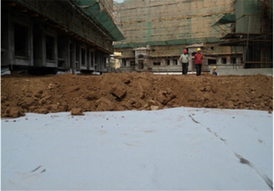 土工布工程布水泥路养护毯公路毛毡长丝土方工程透水护坡河道白色