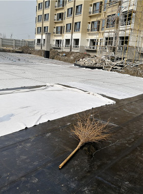 土工布黑色工程无纺布公路水泥路面养护大棚保温保湿棉被防水毛毡