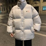 灰色