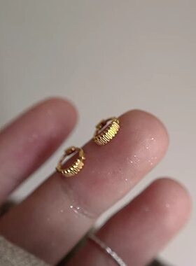 老钱风棱纹肌理感金色耳扣小众女