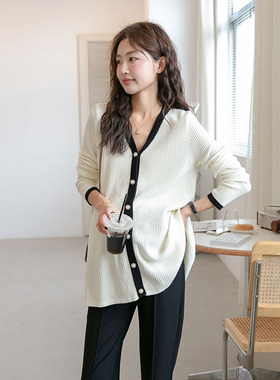 孕妇装秋季小香风开衫韩版撞色V领针织衫洋气减龄显瘦上衣外套