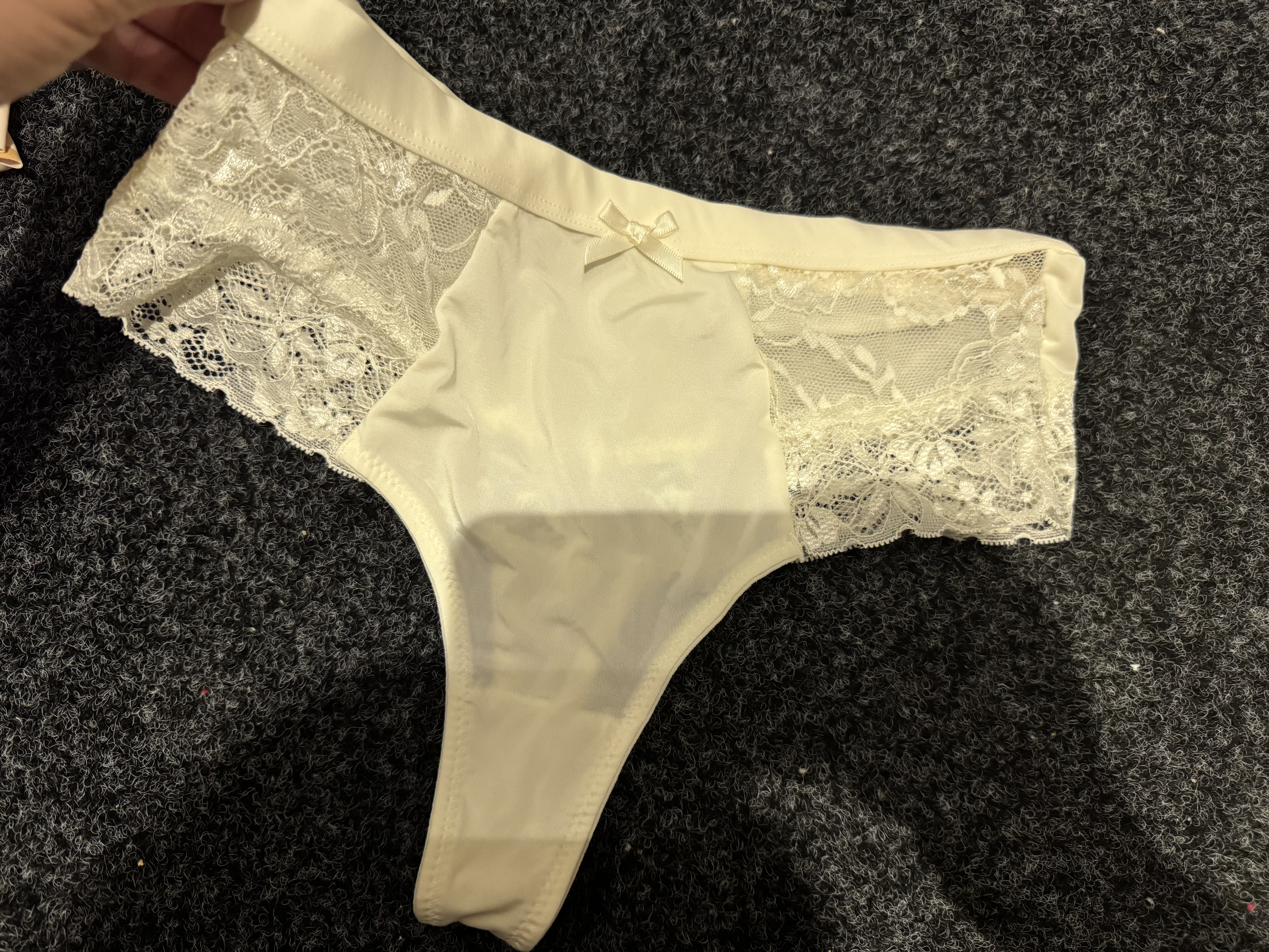 外 高品 高叉性感精致蕾丝女T版三角内裤100-145斤米白色系,女士内衣/男士内衣/家居服,女三角裤,淘宝优惠券,粉丝福利购,淘宝优惠卷